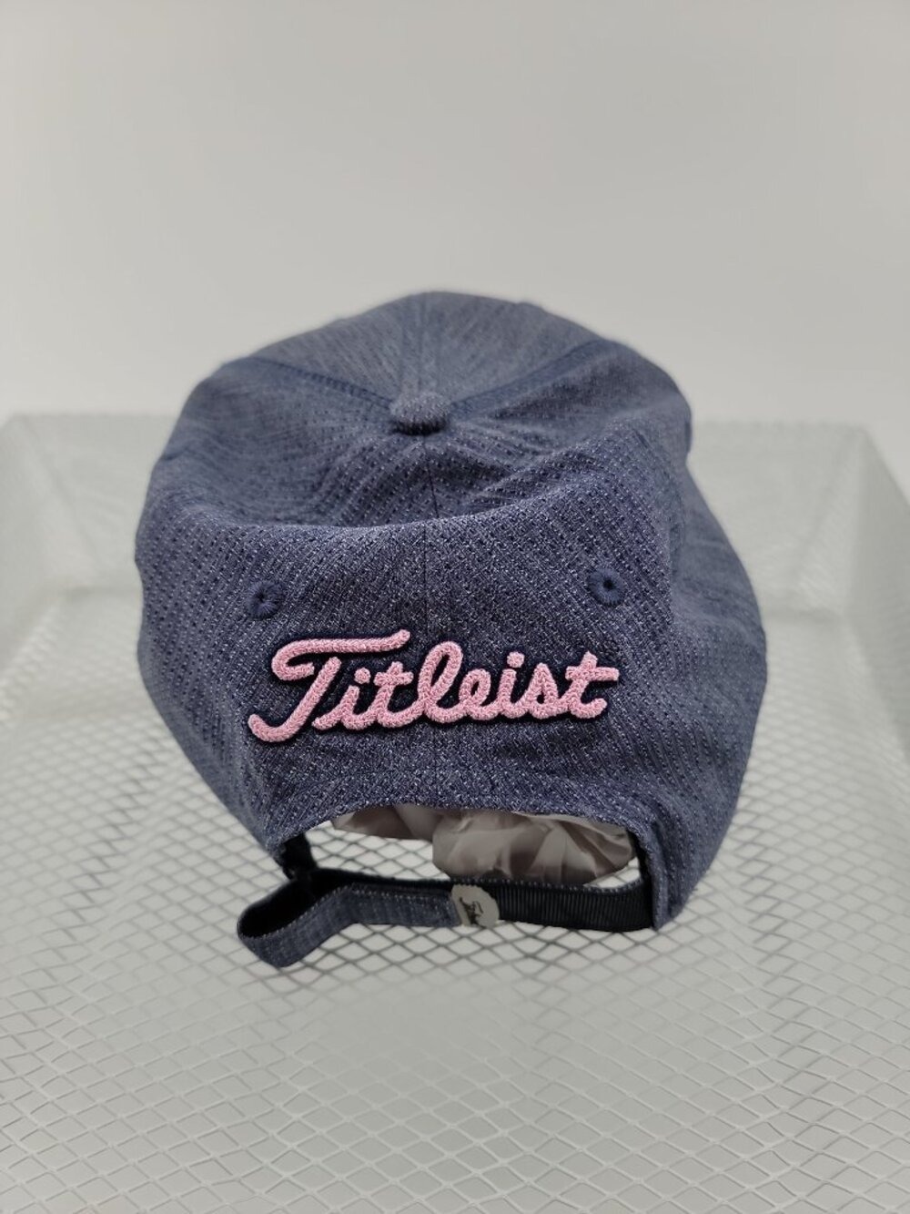Titleist Golf Hat Adult Adjustable Navy Pink Script Performance Cap Strapback - Picture 4 of 7